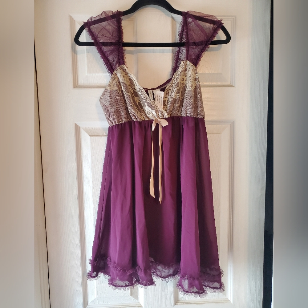 Ambrielle, Lingerie, M Plum